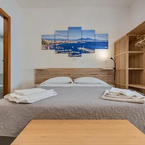 Apartamento Spaccanapoli - Fully Equipped Studio, Nápoles