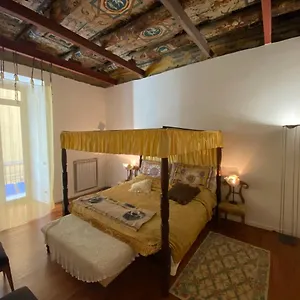 Appartamento Casa Tiare, The Heart Of Piazza Plebiscito, Napoli